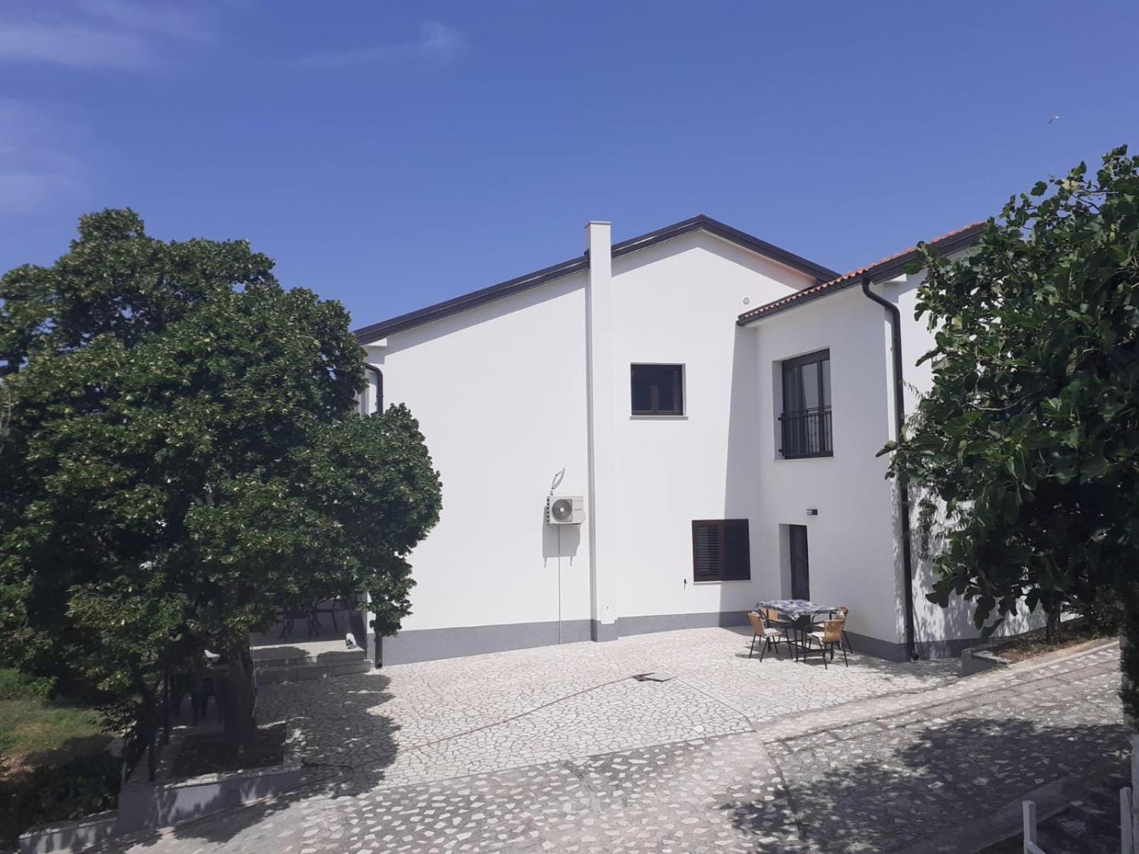 Apartmani "Mnm", Senj เซนญ์ ภายนอก รูปภาพ